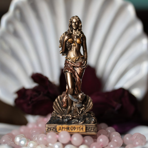 Aphrodite Statue (Travel) – www.thewitchesmoon.com