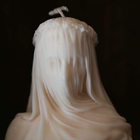 Angel Holding Wreath