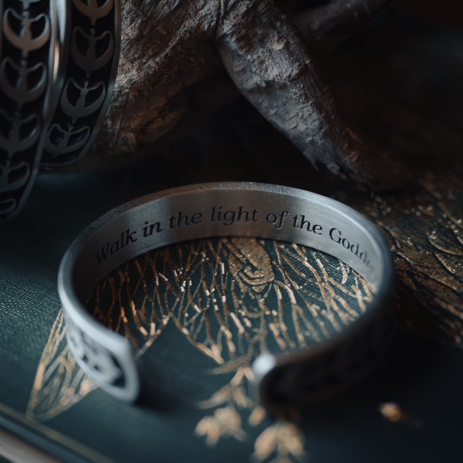 Goddess Bracelet (Fine Pewter)