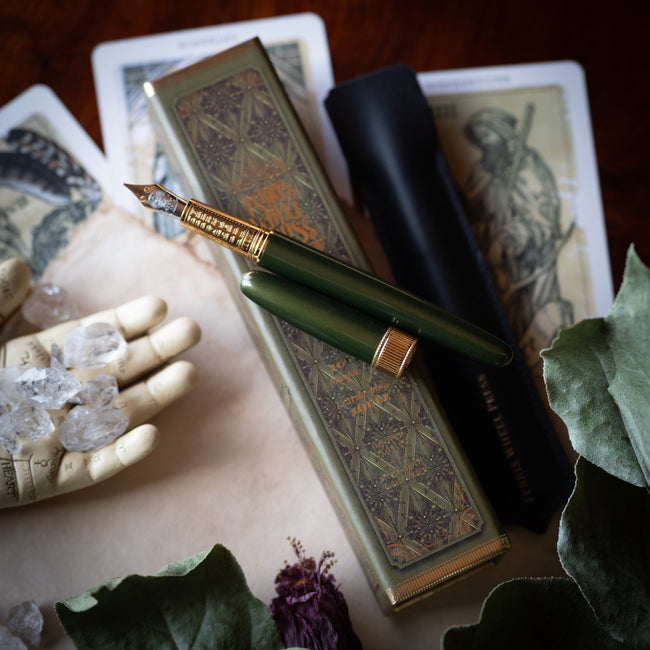 'The Joule' Fountain Pen - Moss