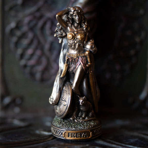 Freya Statue (Travel) – www.thewitchesmoon.com