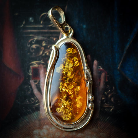 The Cosmic Pearl Oracle