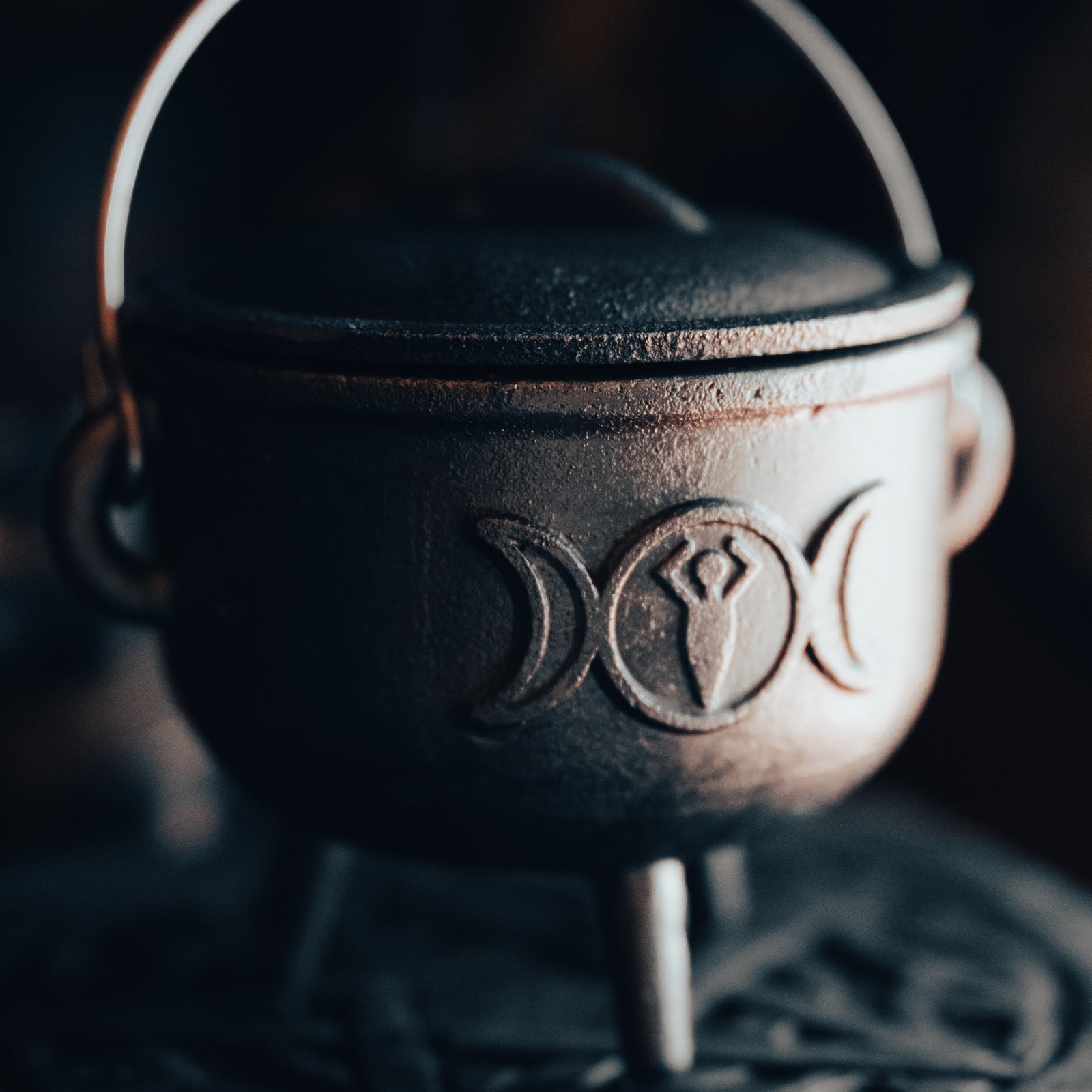 Triple Moon Cast Iron Cauldron