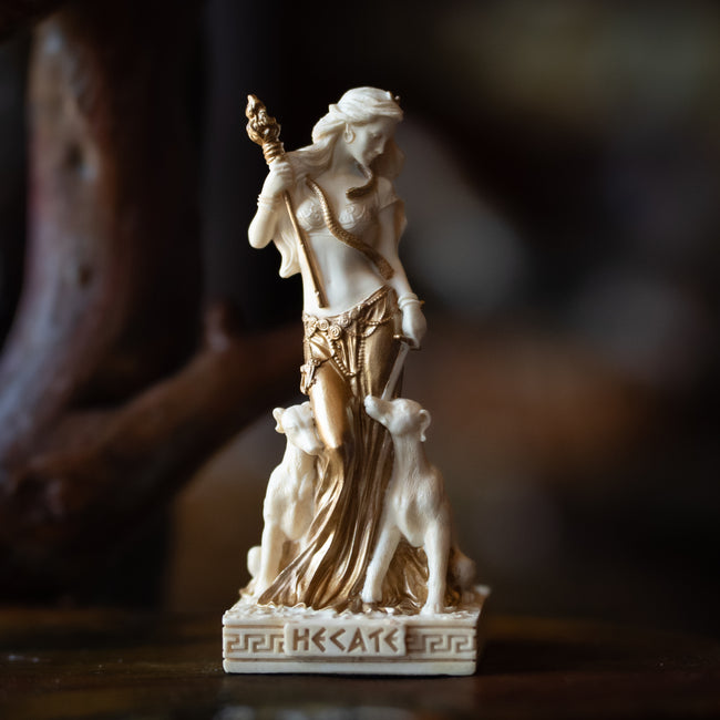 Hekate Statue (Travel)