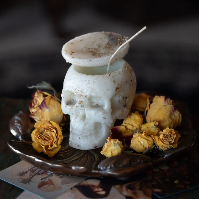 Dressed Vessel Candle (Skull)