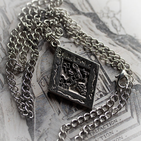 Magical Discovery Necklace