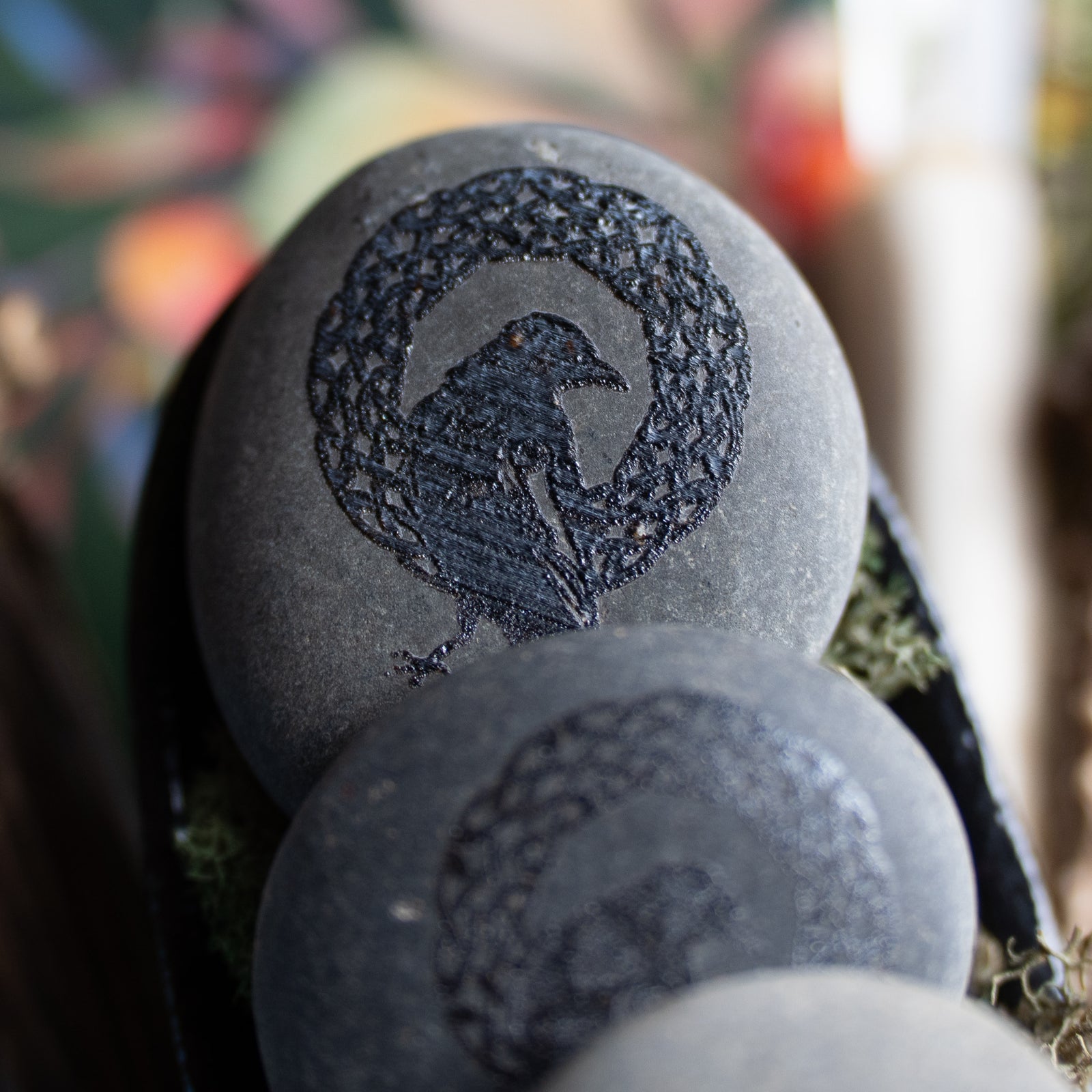 Celtic Raven Palm Stone (x1)