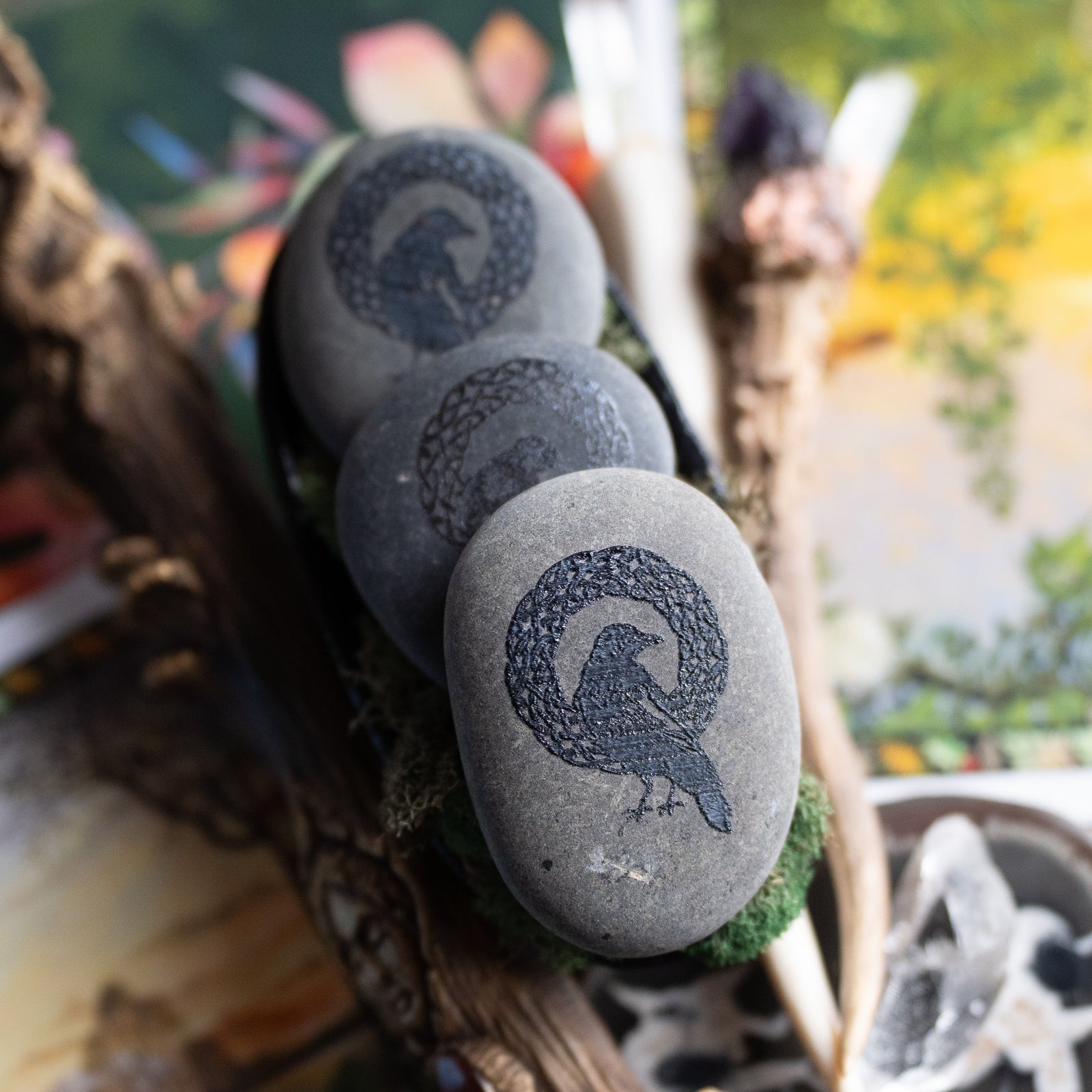 Celtic Raven Palm Stone (x1)