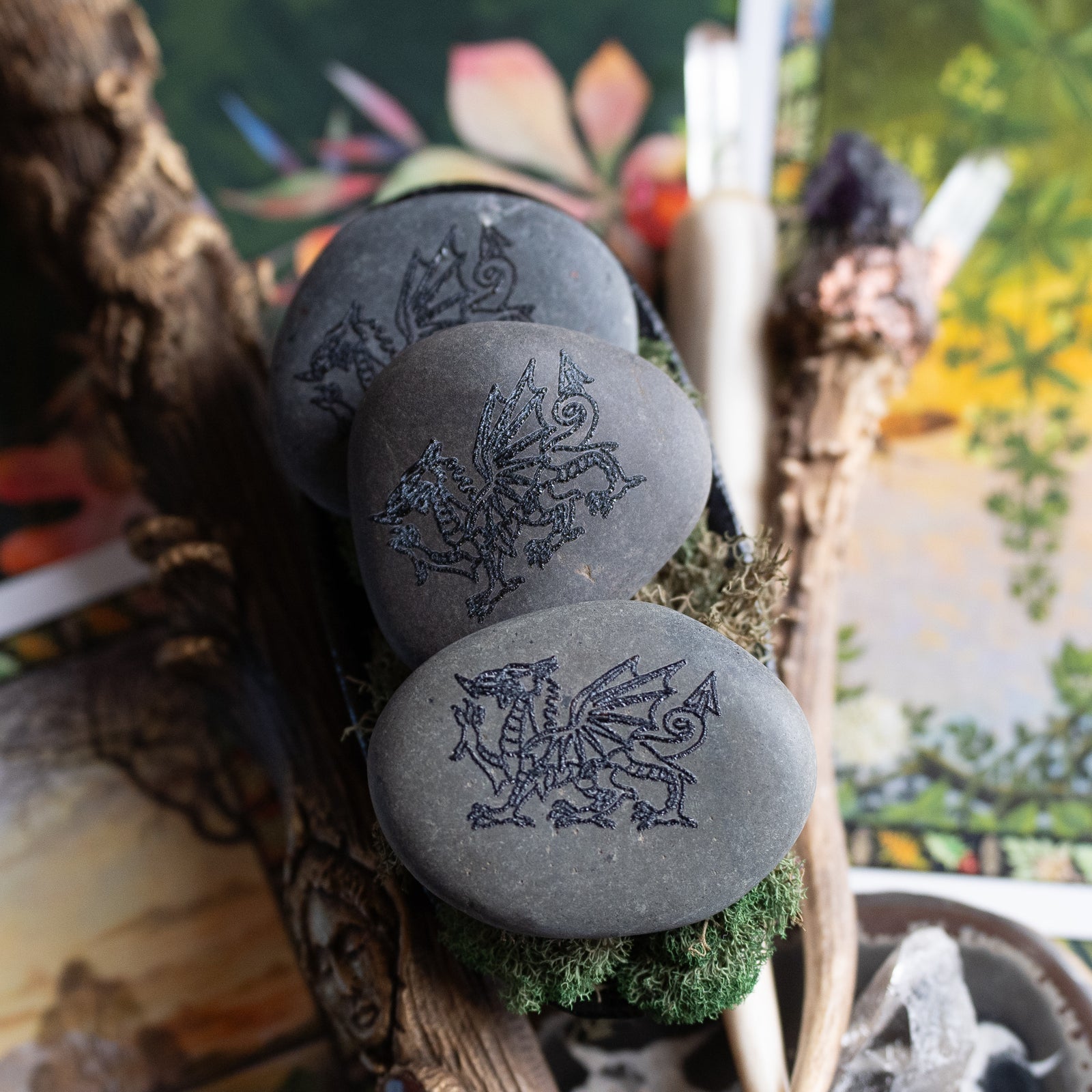 Welsh Dragon Palm Stone (x1)