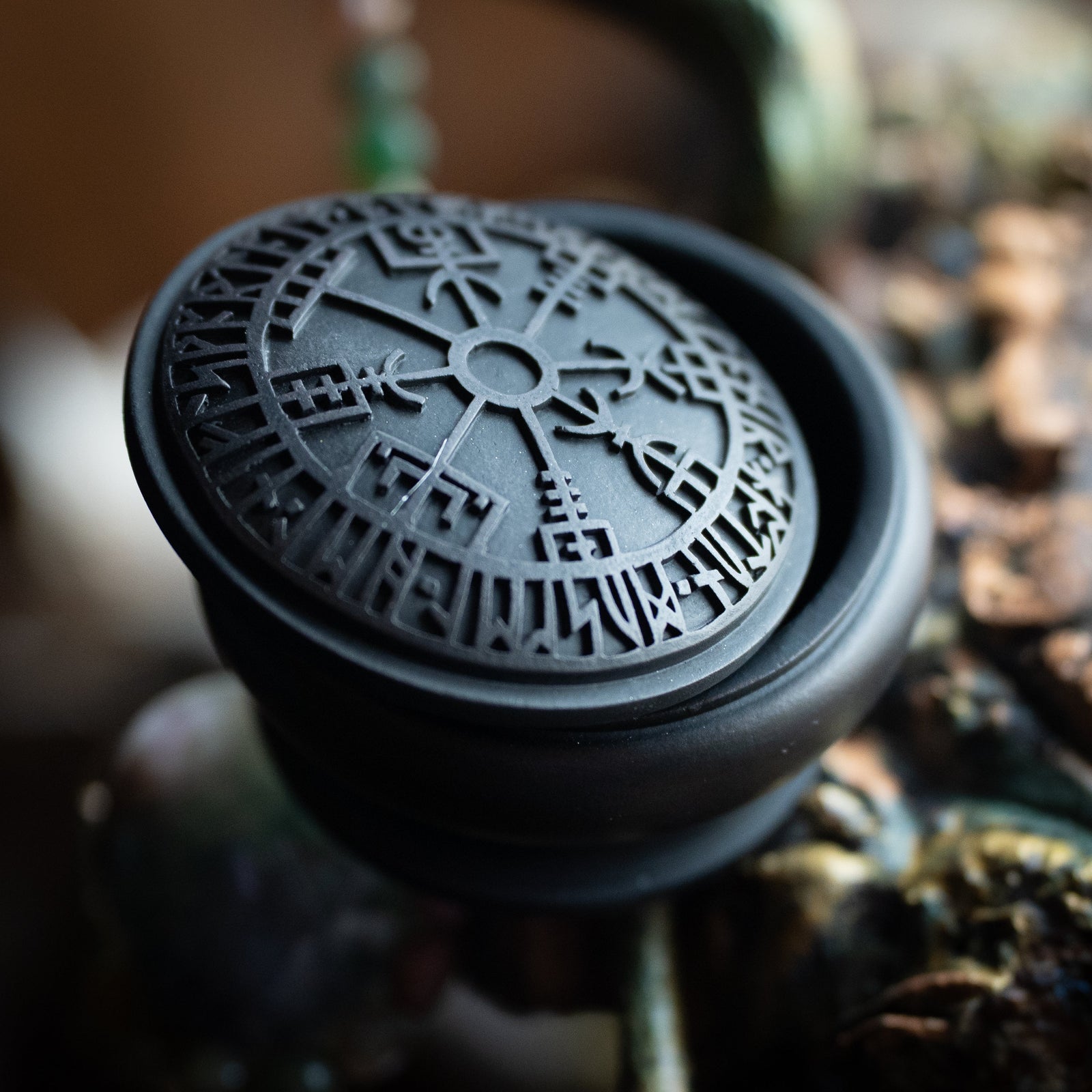 Vegvisir Box