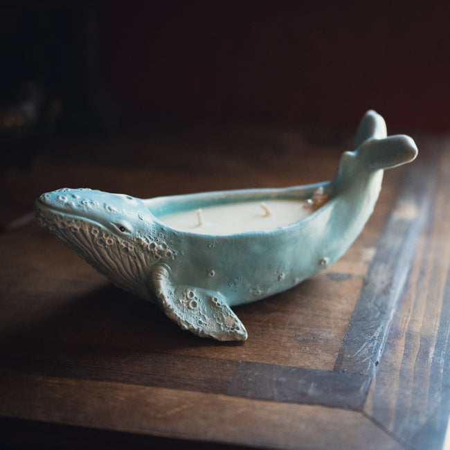 Whale Candle (Black Sea Scent)