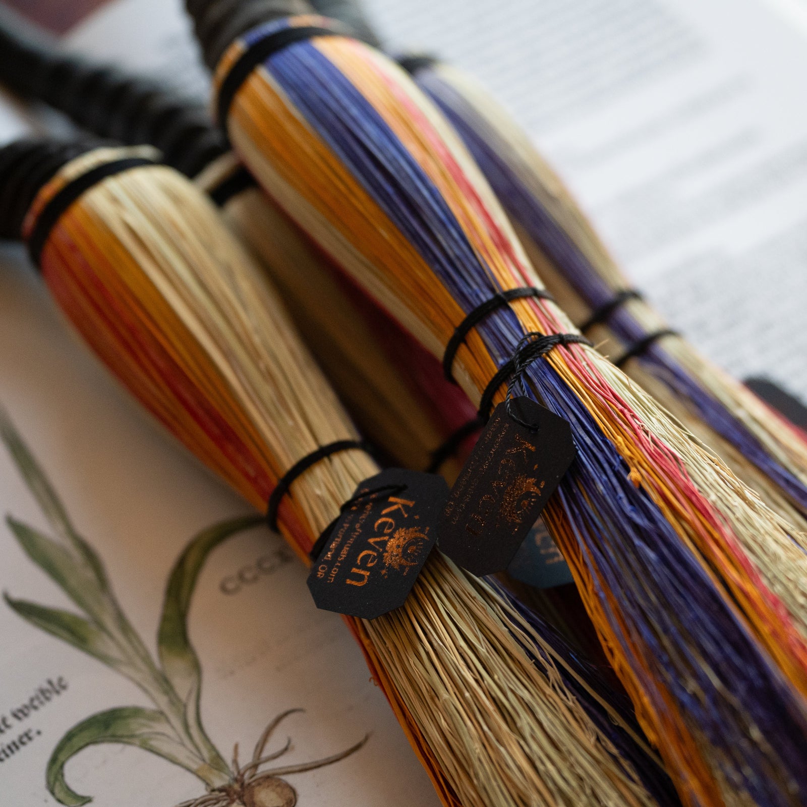 Large Troll's Altar Broom