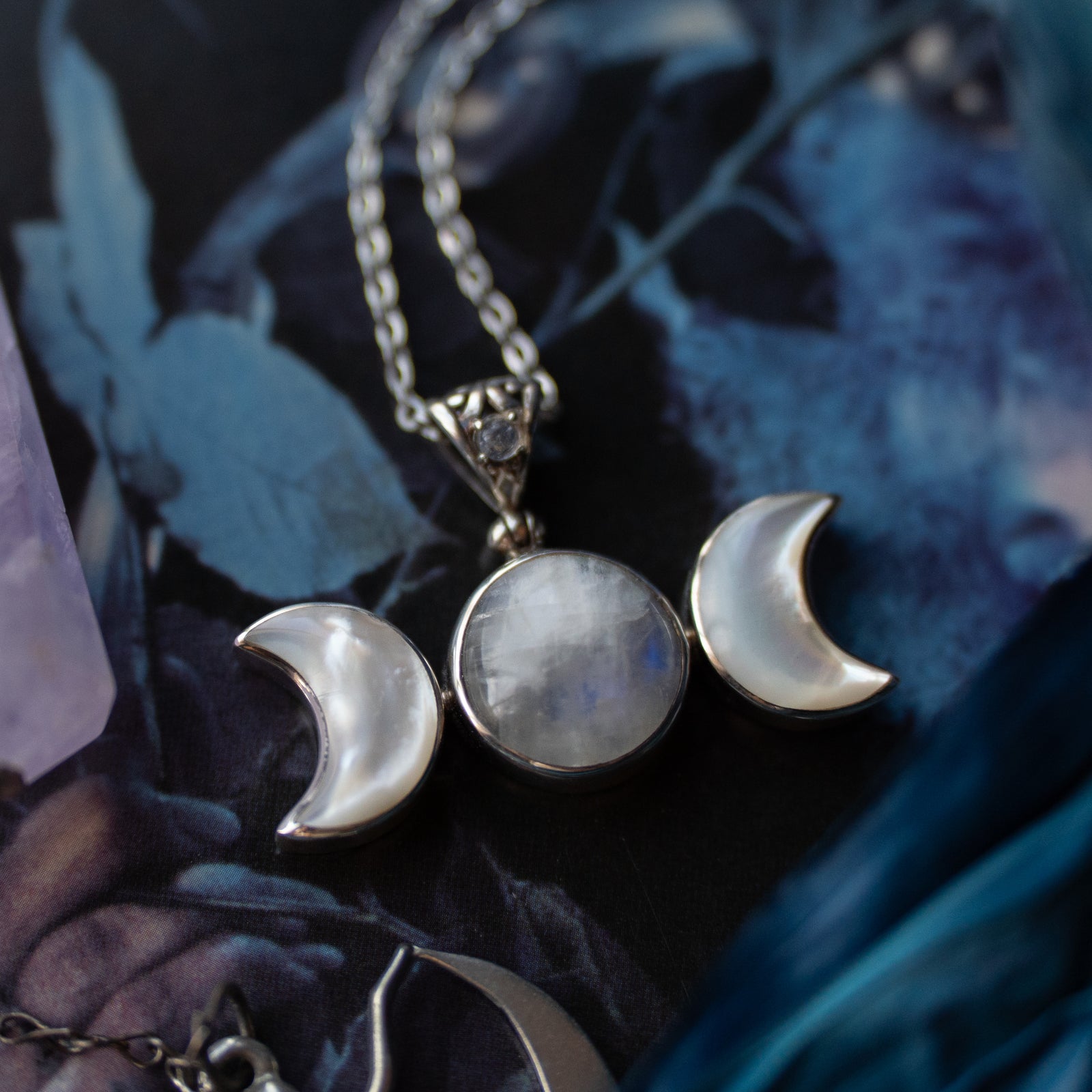 Triple Moon Pendant (.925)