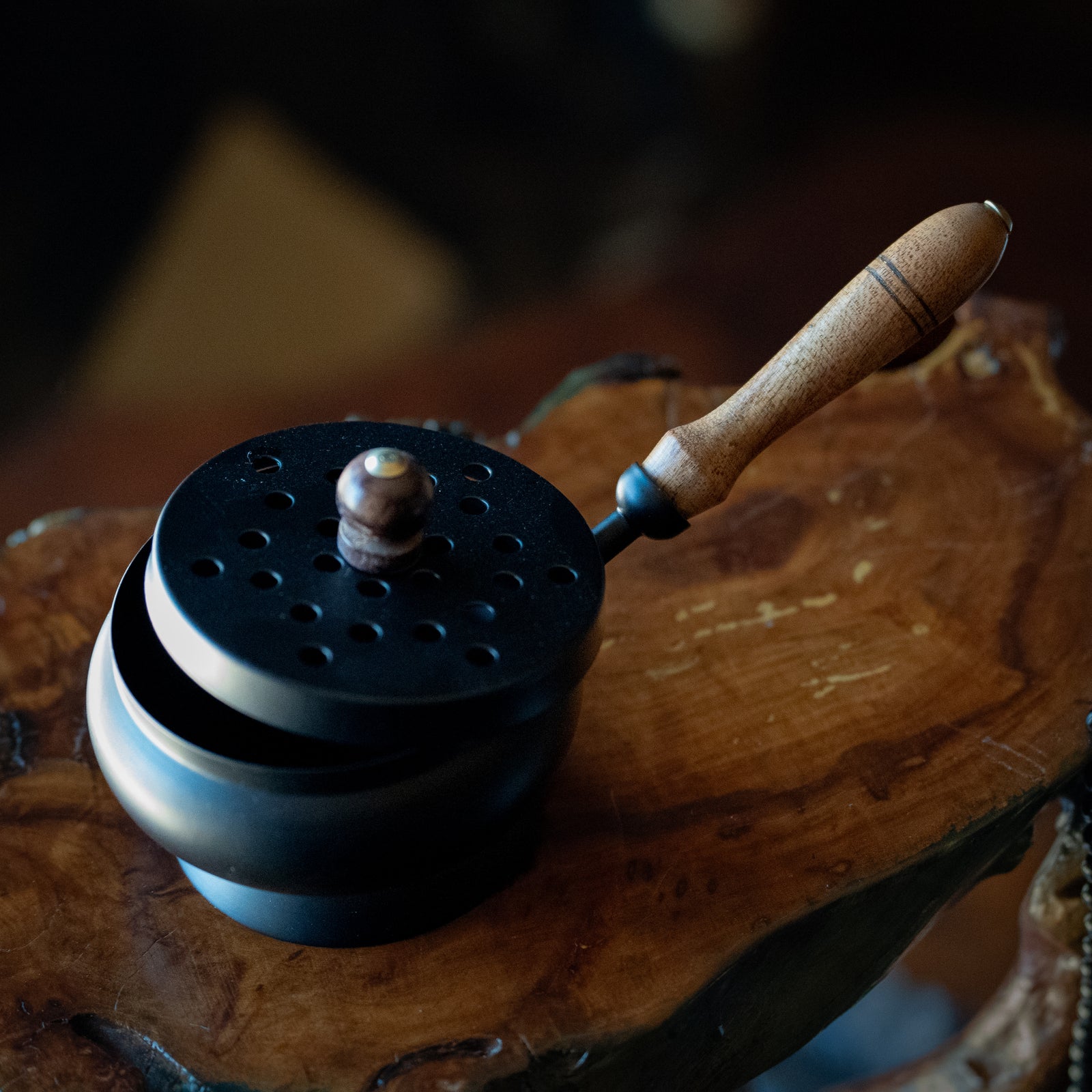 Iron Charcoal Burner w/ Lid
