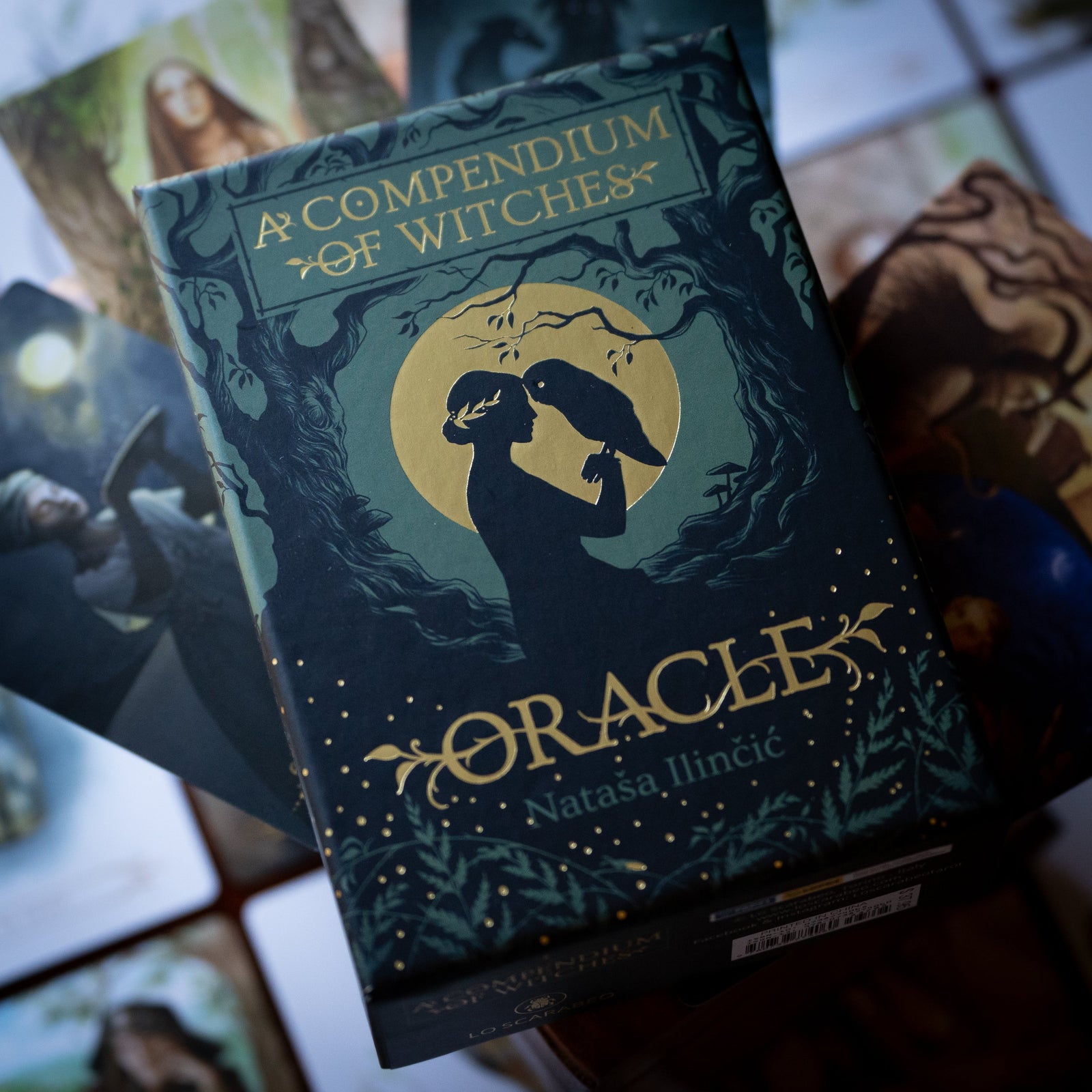 A Compendium of Witches Oracle