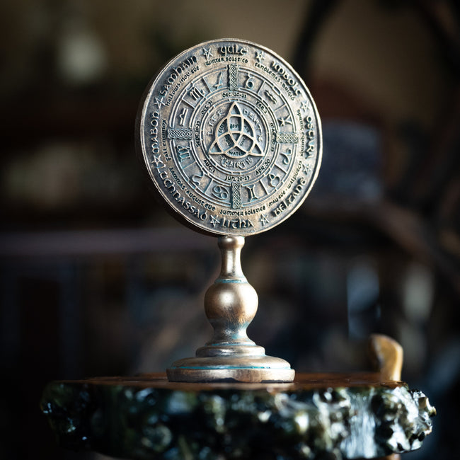 Wheel of Year Triquetra Stand