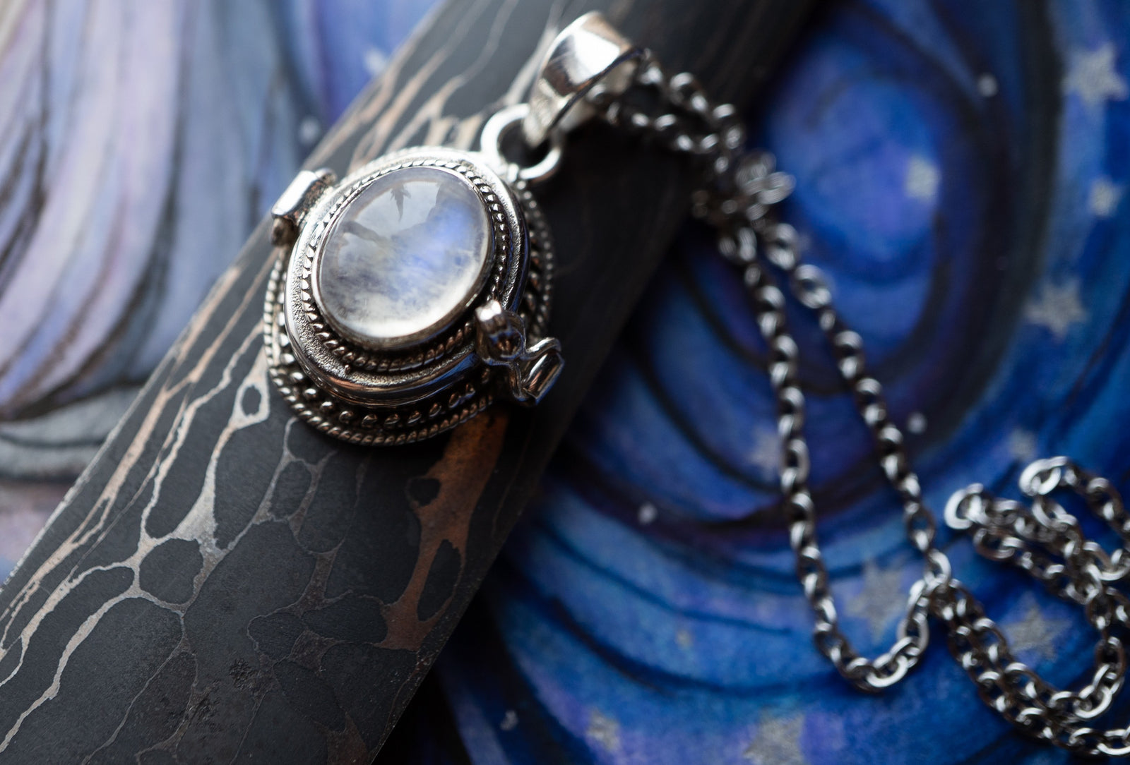 Moonstone Locket Pendant (Poison Box)(.925)