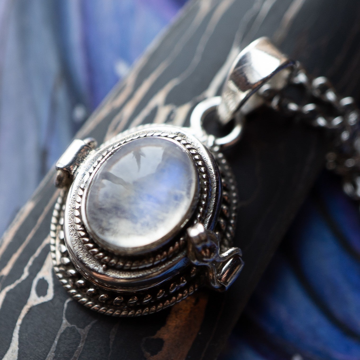 Moonstone Locket Pendant (Poison Box)(.925)