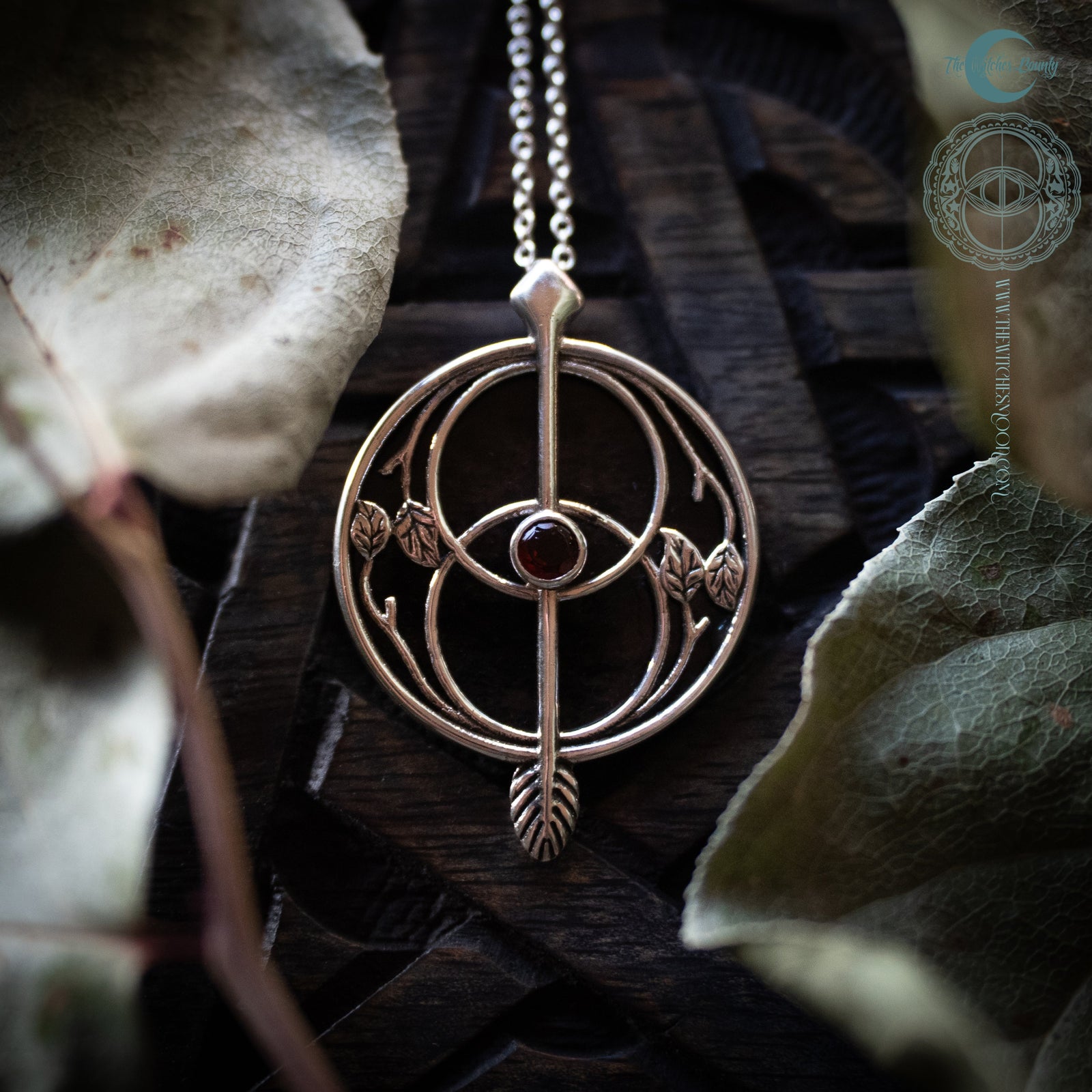 (Exclusive) Chalice Well Pendant