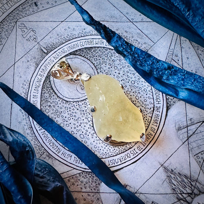 Libyan Desert Tektite & Moldavite Pendant (.925 Silver)