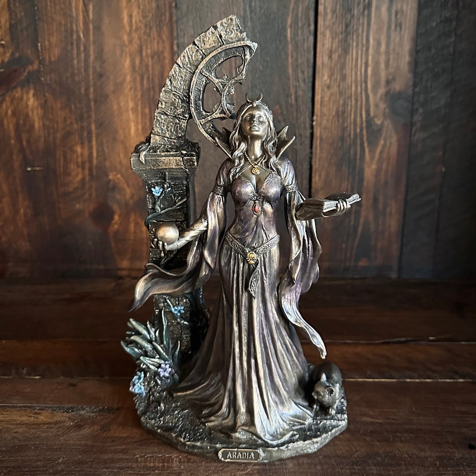 Aradia ~ Queen of Witches