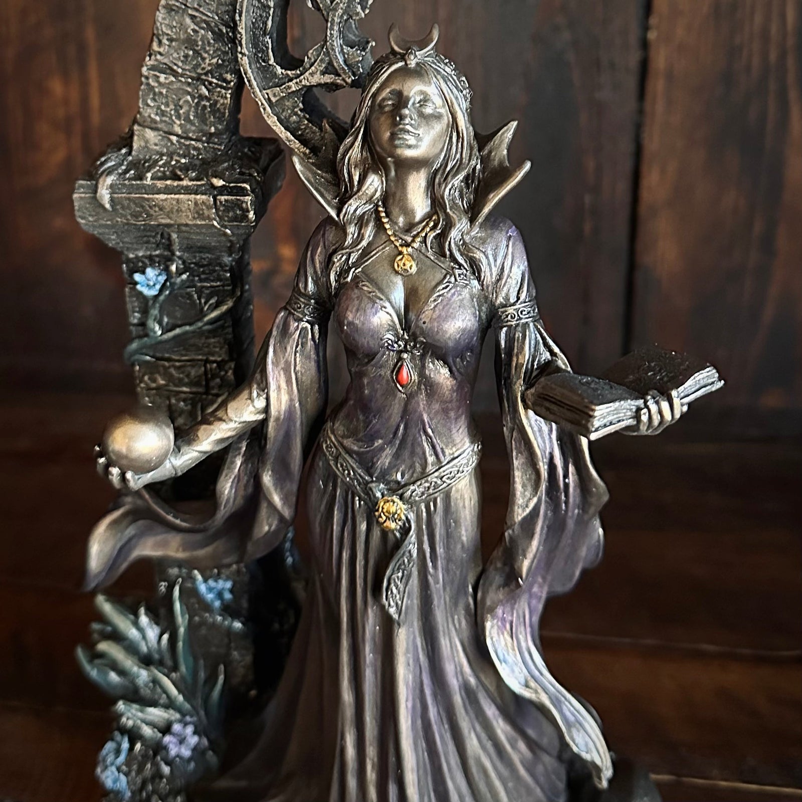 Aradia ~ Queen of Witches